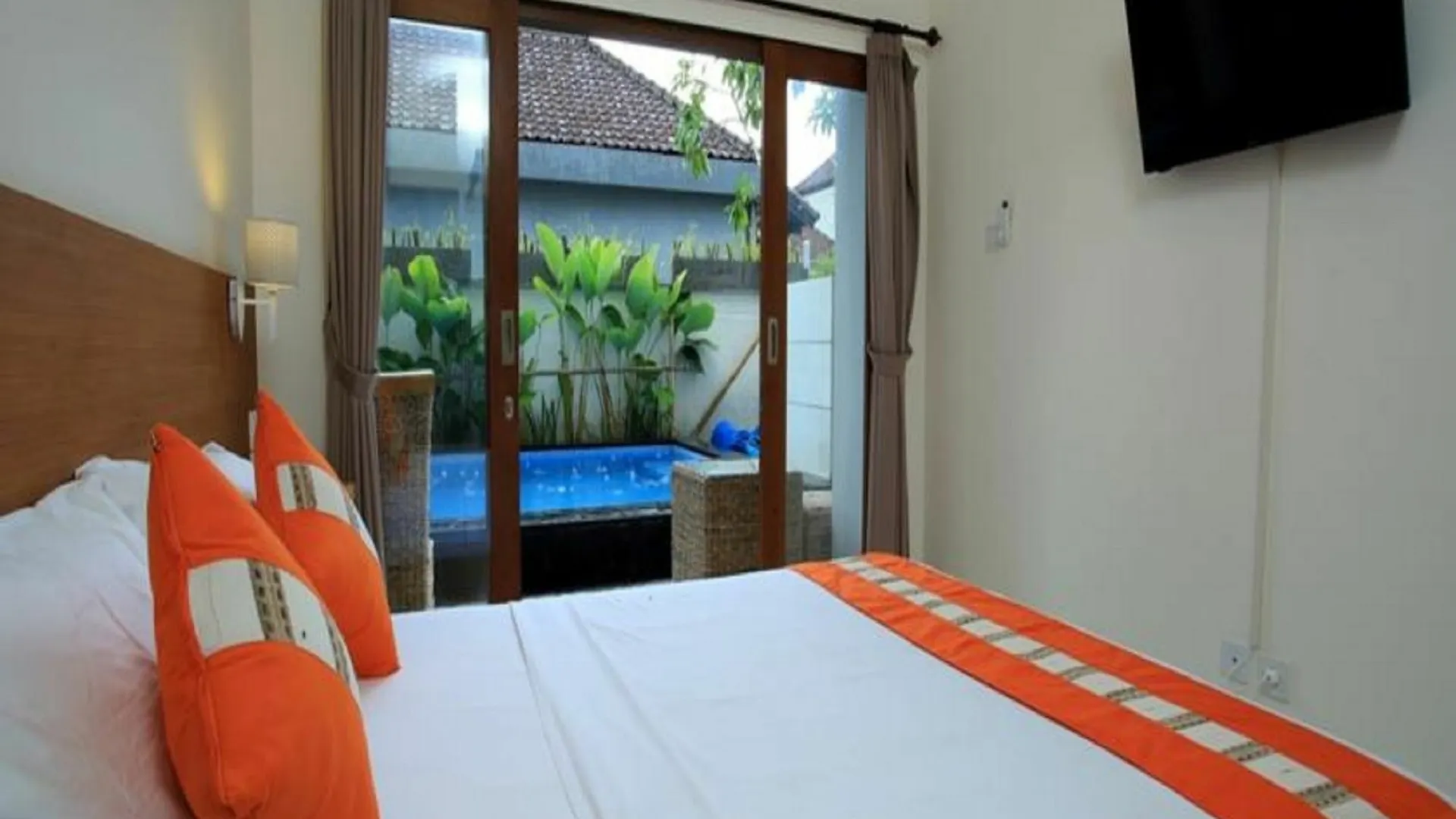 Guest house Reddoorz At Kerobokan Seminyak 2